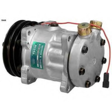 L77.0426 Ford New Holland Air Conditioning Compressor